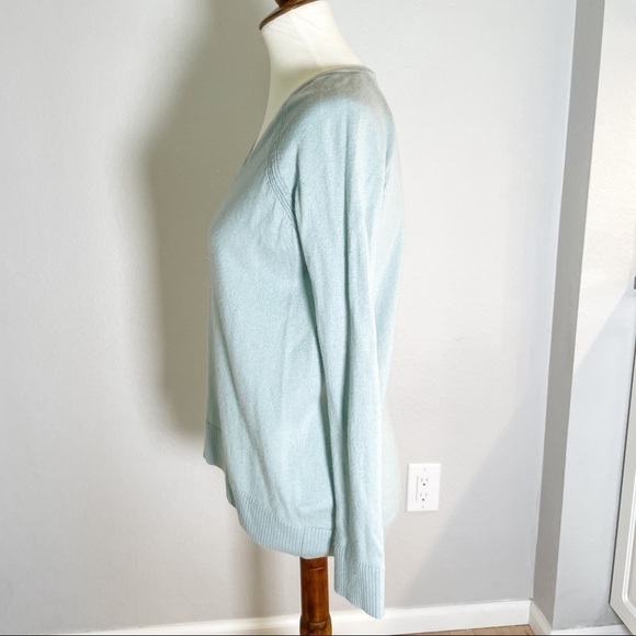 GAP V-Neck Sweater, Light Blue/Green (size: S) - Picture 7 of 11
